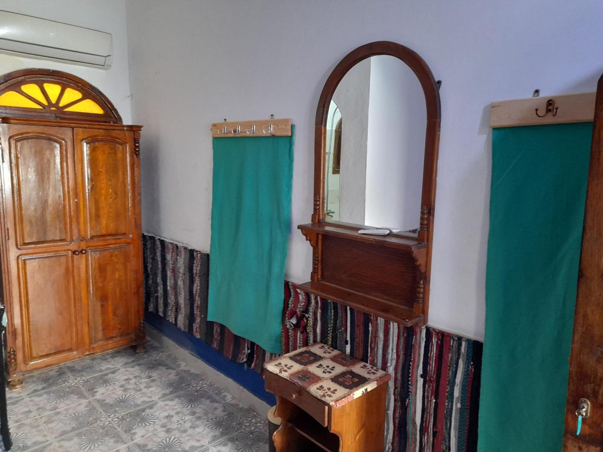 Hotel Fighting Kangaroo Camp Dahab Esterno foto